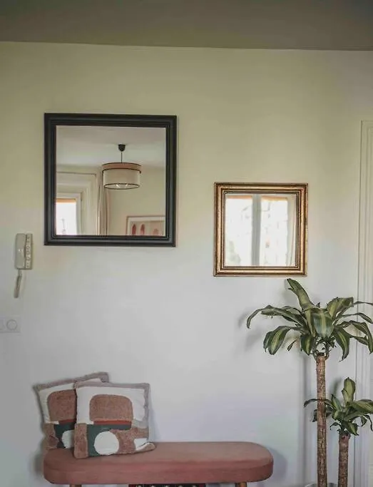 Апартаменты : Charming 40m² In Nation *