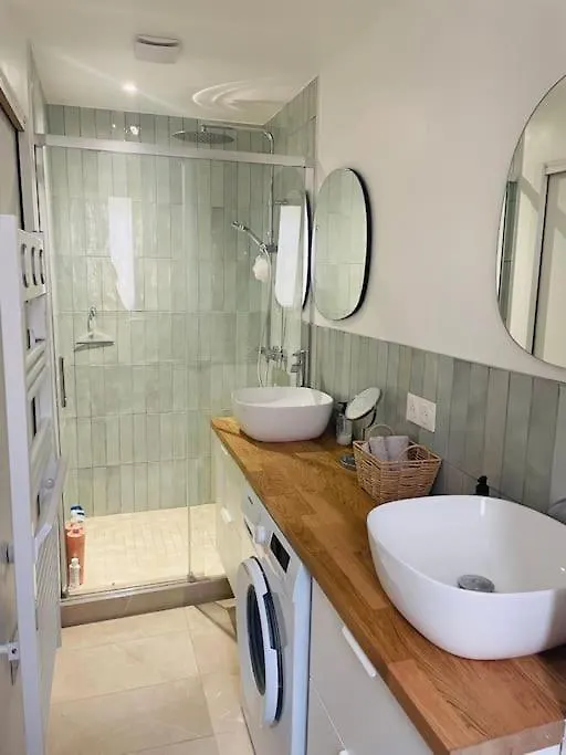 : Charming 40m² In Nation Апартаменты *